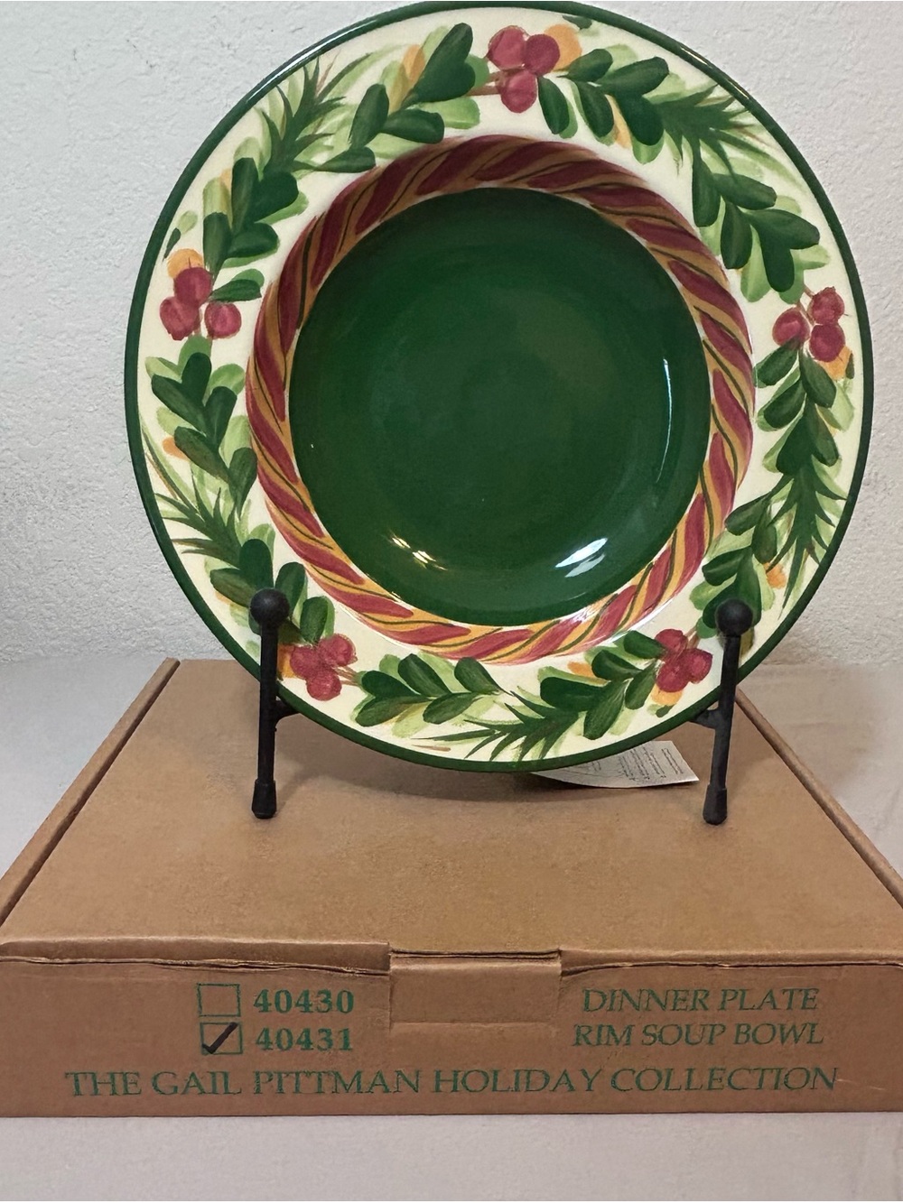 Gail Pittman Holiday Collection Green Rim Soup Bowl